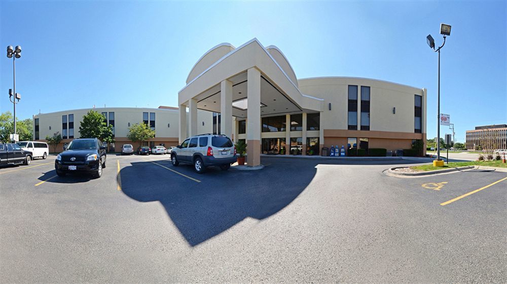 Comfort Inn Convention Center-Chicago O'Hare Airport Des Plaines Exterior photo